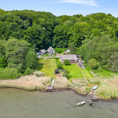 Holiday home Gorgeous In Skarup Fyn With House Sea View *