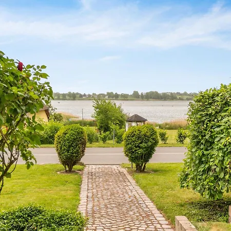 Сasa de vacaciones Gorgeous In Skarup Fyn With House Sea View